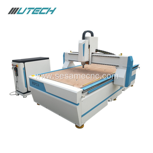 Atc Cnc Router with 4 linear change tools